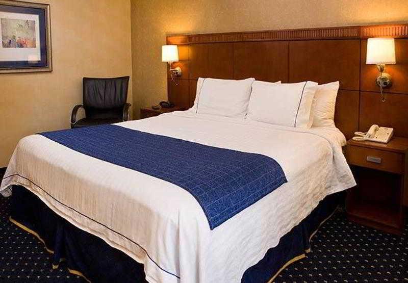Courtyard Sacramento Airport Natomas Hotel Ruang foto